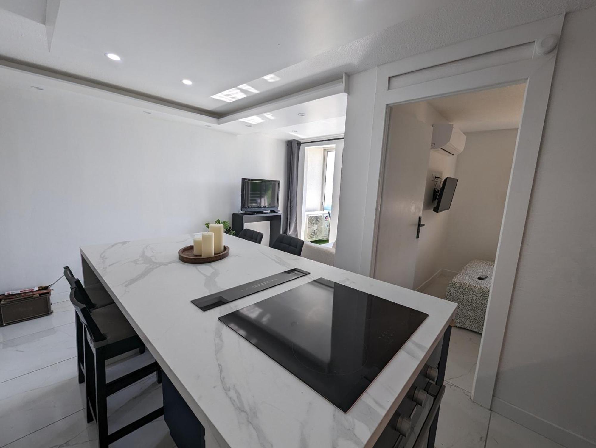 Appartement T2 Cabine, En Bord De Mer, Wifi Et Climatisation Saint-Cyprien Kültér fotó